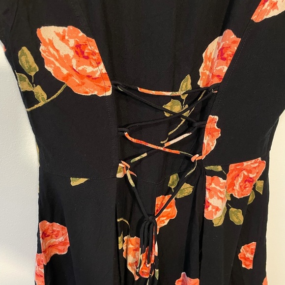 Urban Outfitters Floral Romper - Picture 8 of 14